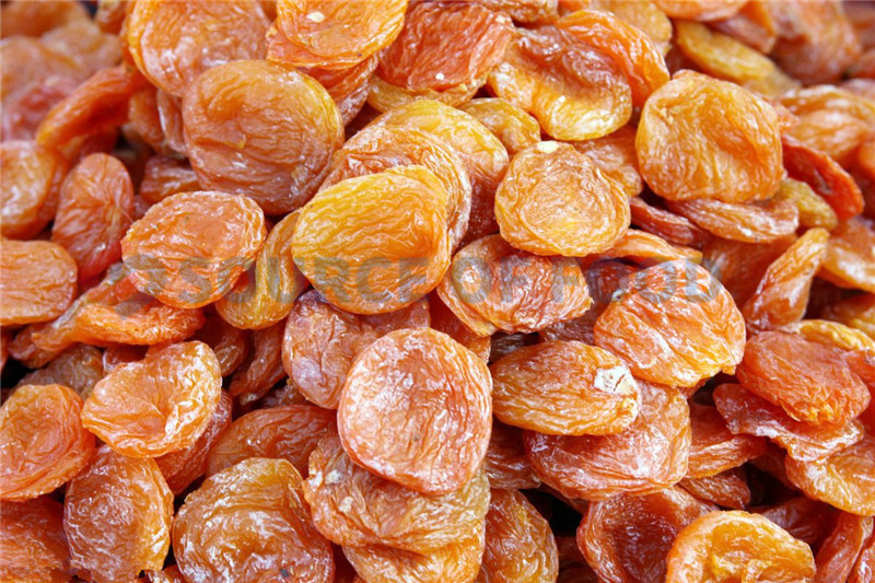 our apricot dryer can dry apricot, which is easy to carry and eat