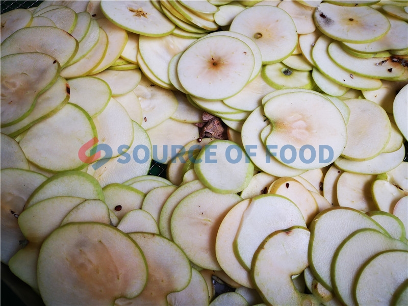 apple slicer machine can slice a variety of fruits and vegetables